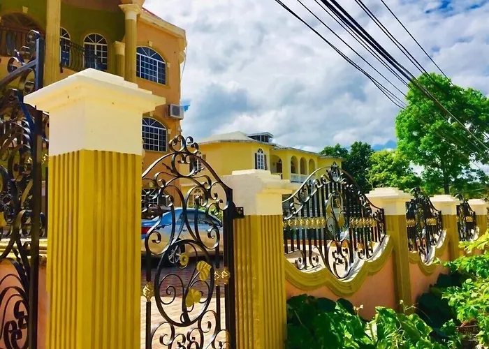 Guest house Eagle's Nest Montego Bay